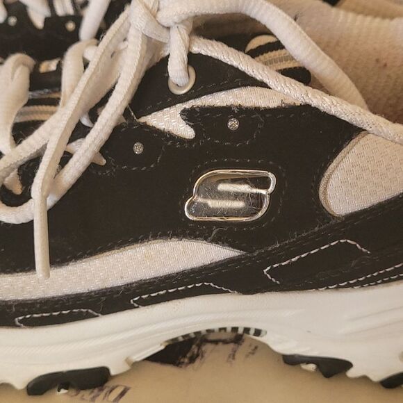 - SkechersD Lite  Memory Foam Sneakers - Picture 3 of 10